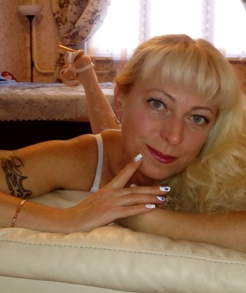 Анкета проститутки Полина - город Старощербиновская, 44 года, №2661